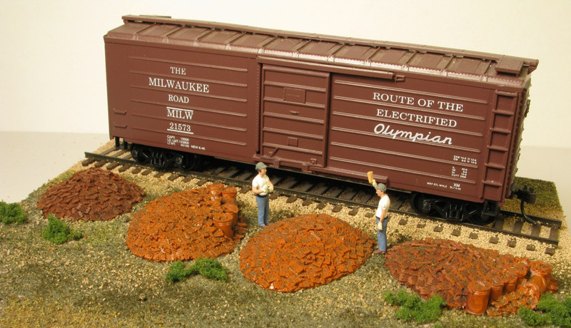 Monroe Models HO Scale Railroad Tie Plate Piles