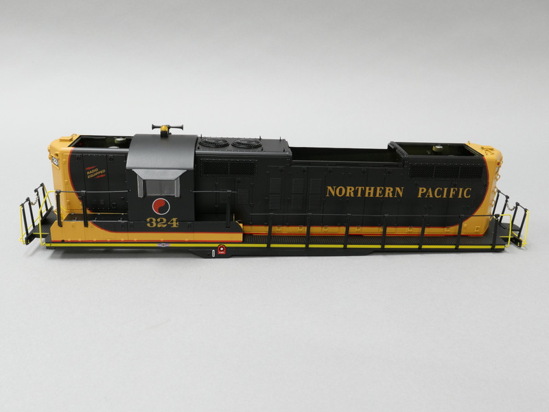 Lionel Train Parts 6304738002 Shell Scale GP-9 Northern Pacific #317