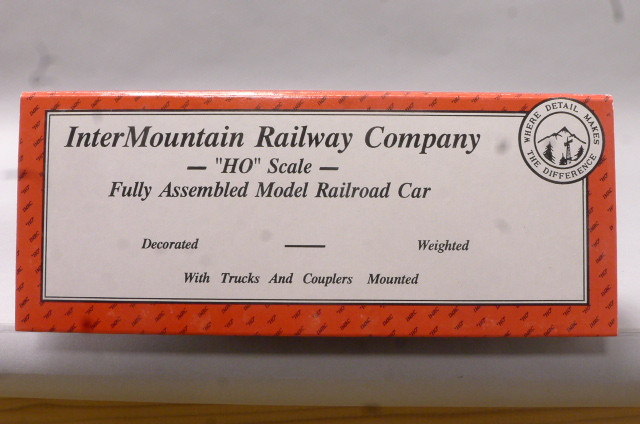 InterMountain Railway Company 45102-33 Canada (CPWX) Cylindrical Hopper Car HO Scale