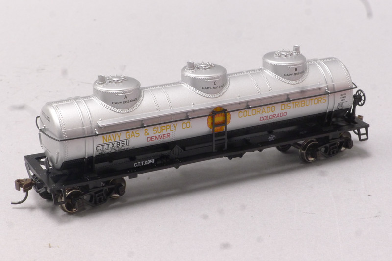 Athearn HO 7360 Navy Gas & Supply Triple Dome Tank Car Ready To Run