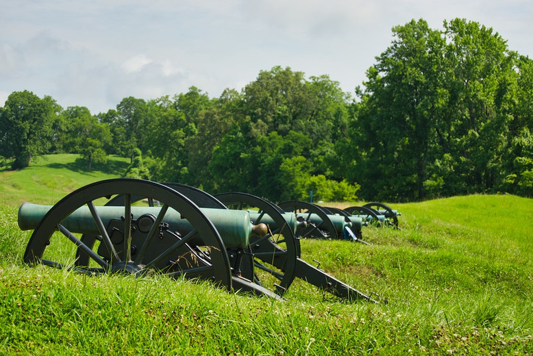 Trains and Toy Soldiers invites to learn more about the Battle of Vicksburg. 