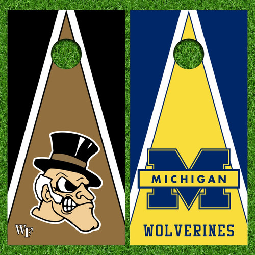 Robin L. Muir's Custom Cornhole Set with Bags