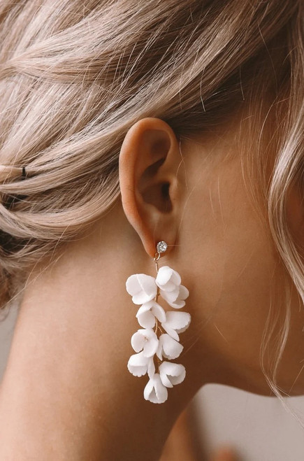 Advantage Bridal Gardenia Fleur Wedding Earrings