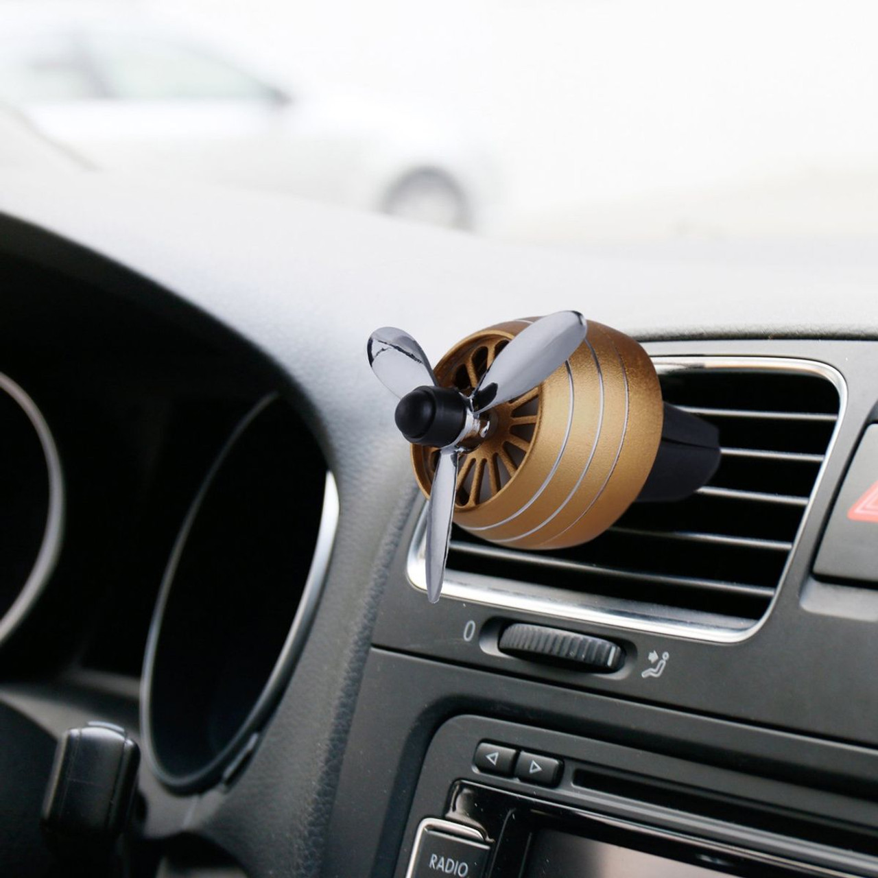 Car Essential Oil Diffuser Vent Clip with 2 Oils product image