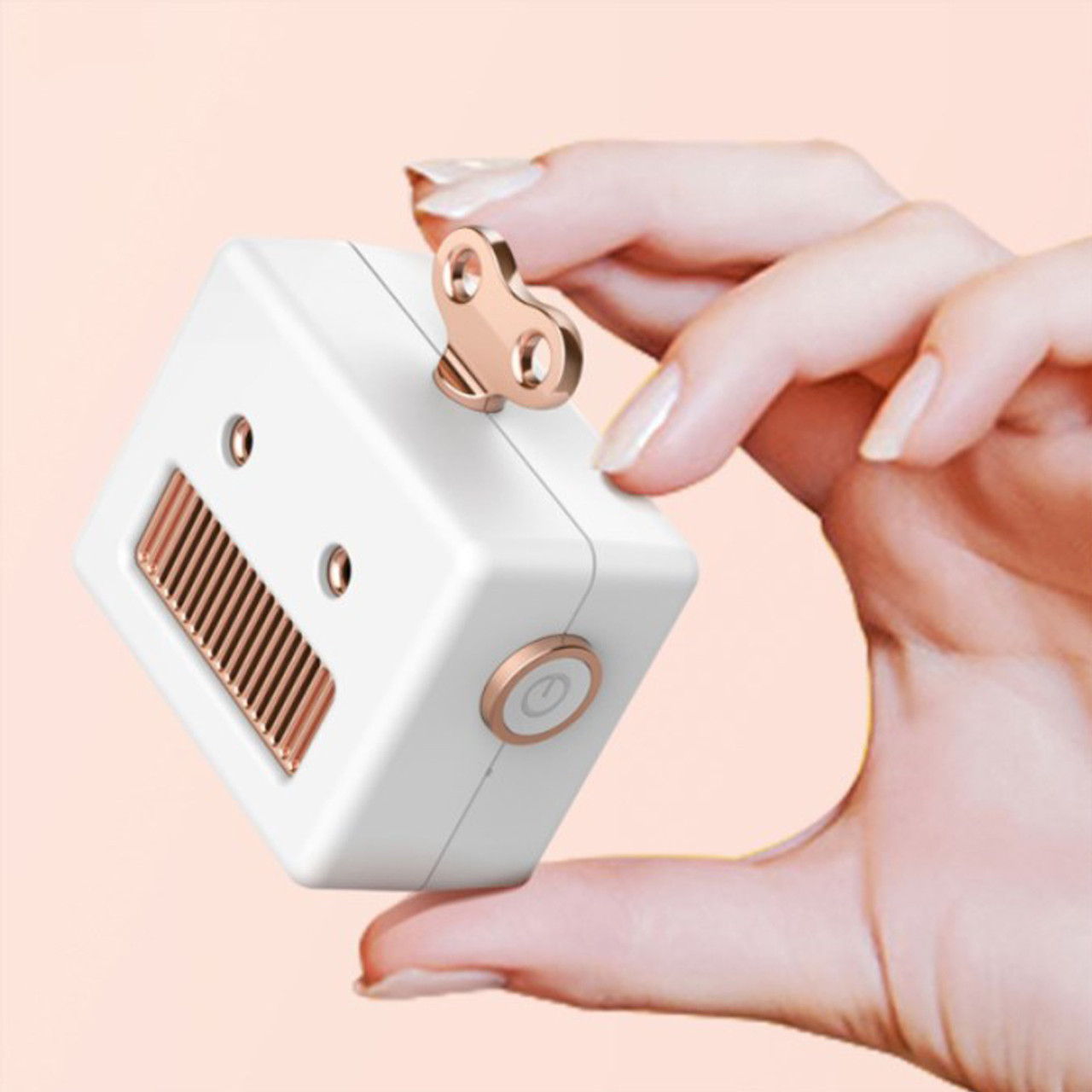 Portable Mini Retro Robot Wireless Bluetooth Speaker product image