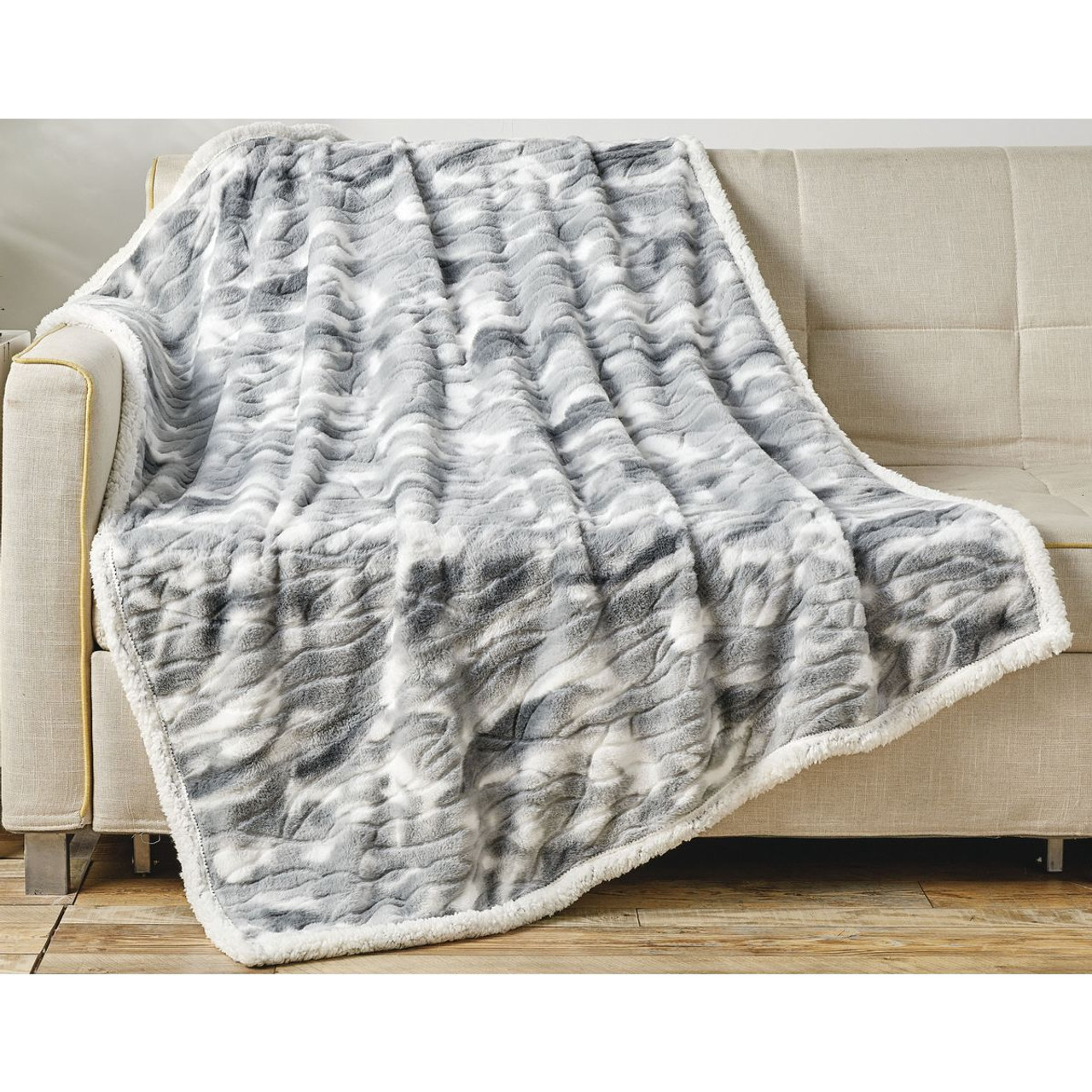 50 x 60-Inch Alaska Sherpa Throw Blankets product image