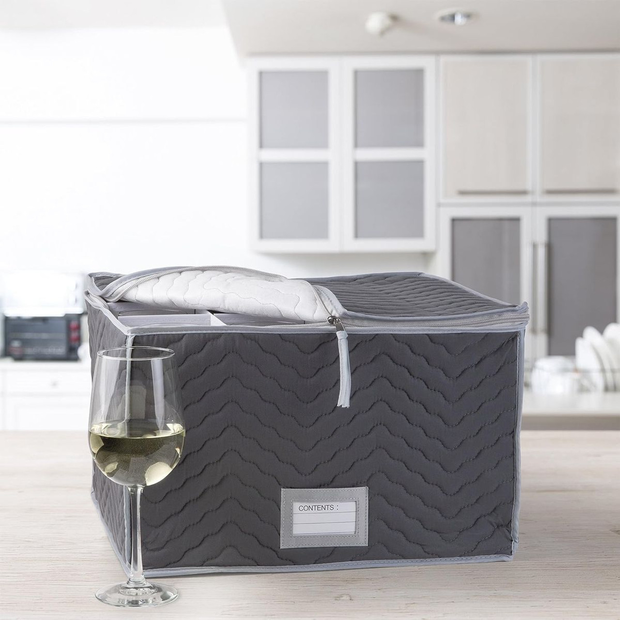 Deluxe Quilted Microfiber Stemware Storage with Zipper product image