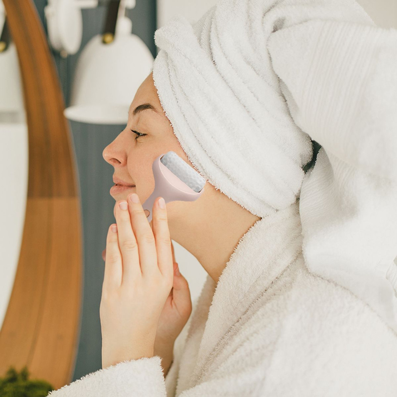 Seeboo® Facial Ice Roller & Microneedling Derma Facial Roller product image