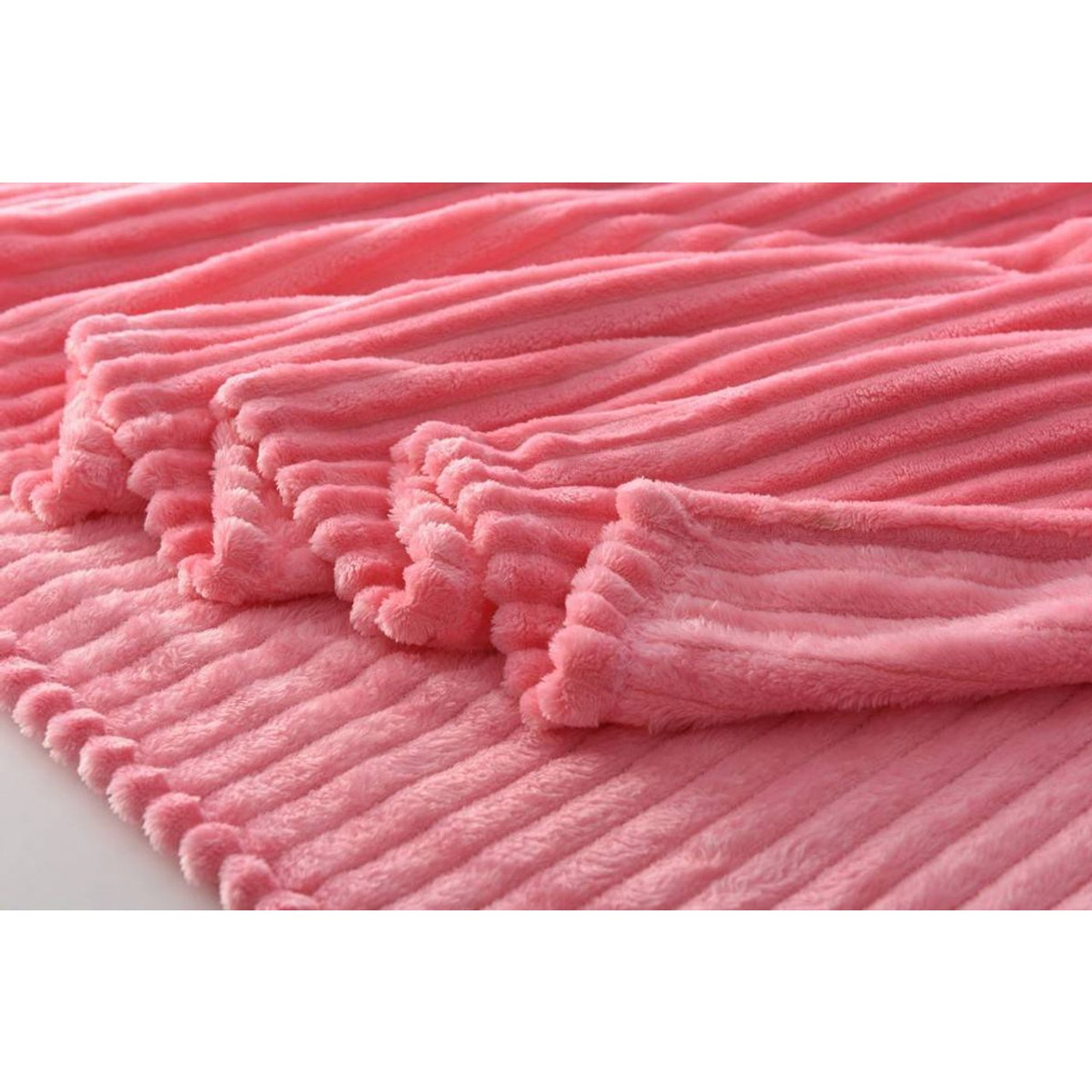 L'Baiet® Ribbed Throw Blanket (Queen or King) product image