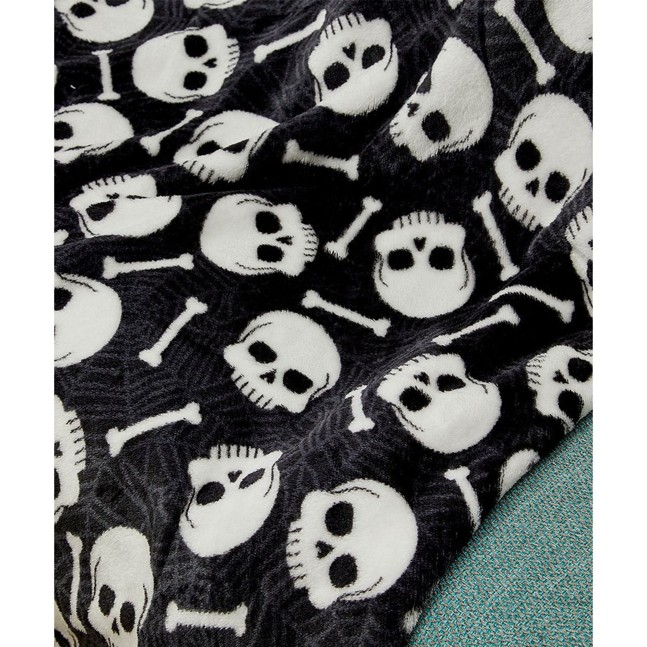 50 x 60-Inch Autumn and Halloween Throw Blanket product image