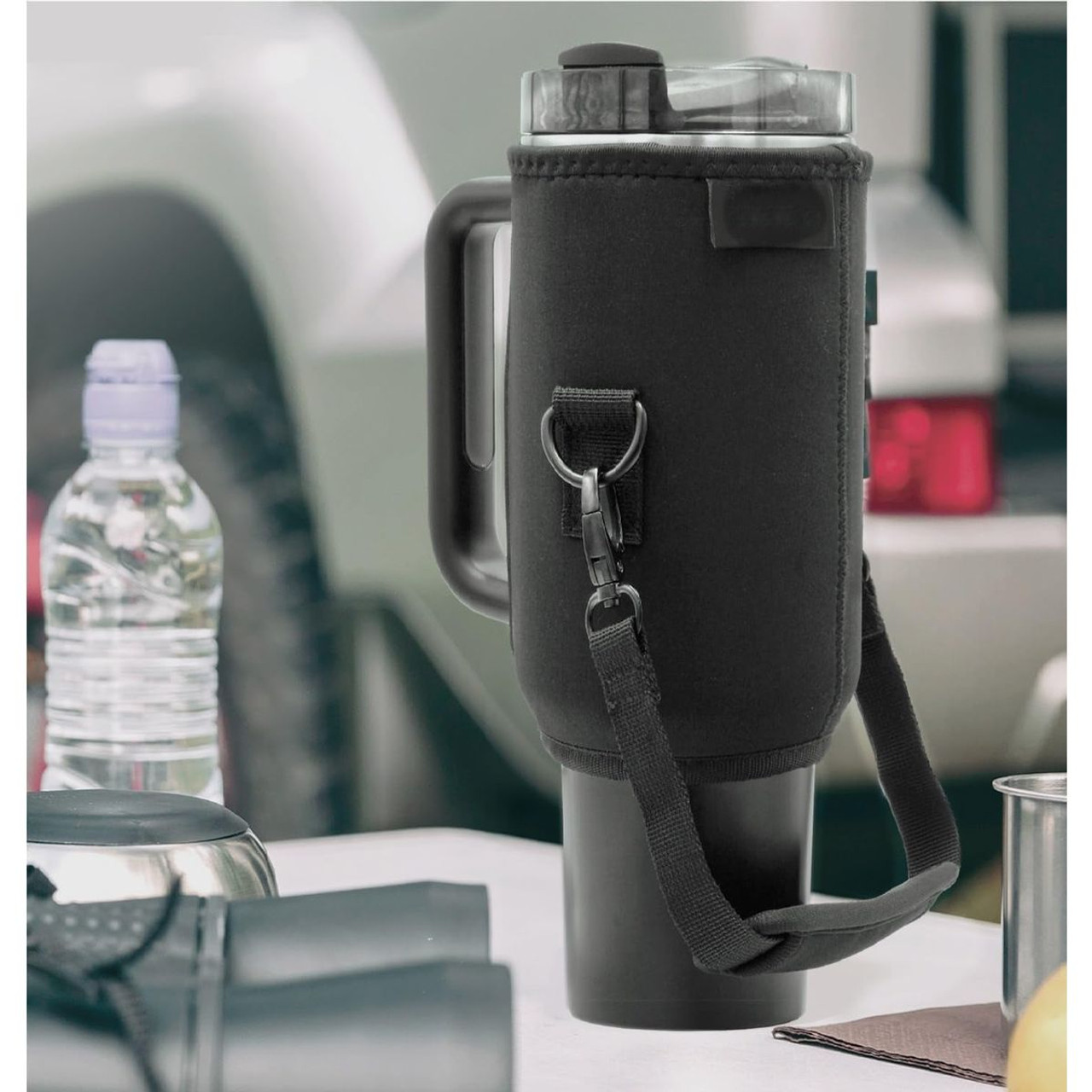40-Ounce Tumbler Carrying Sleeve with Handle product image