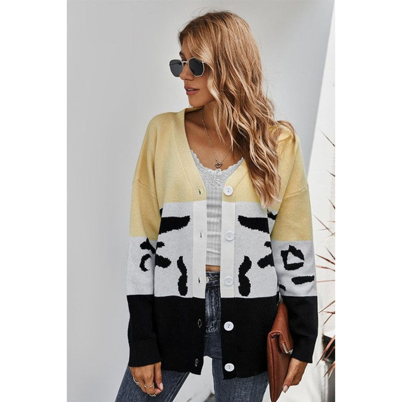 Women's Colorblock Large Button Knit Cardigan product image