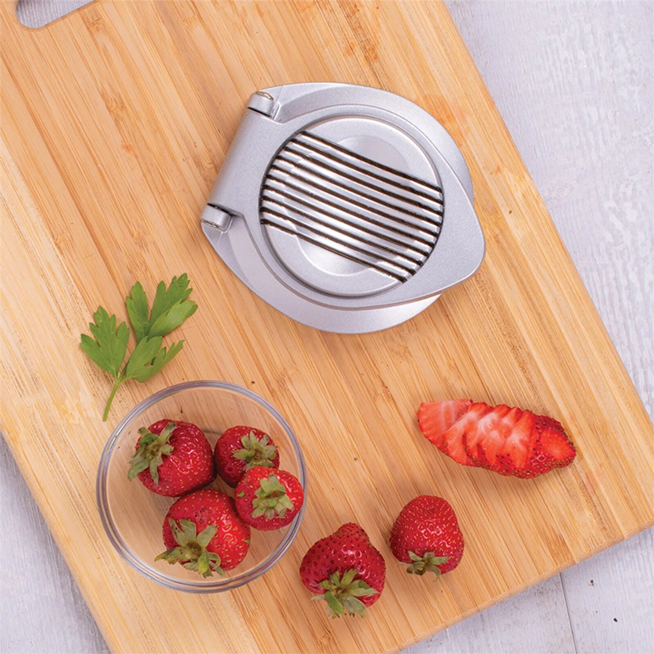 Quick Versatile Egg Slicer product image