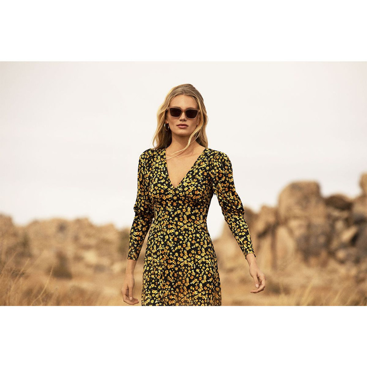 Serengeti® ROLLA Chunky Women's Sunglasses product image