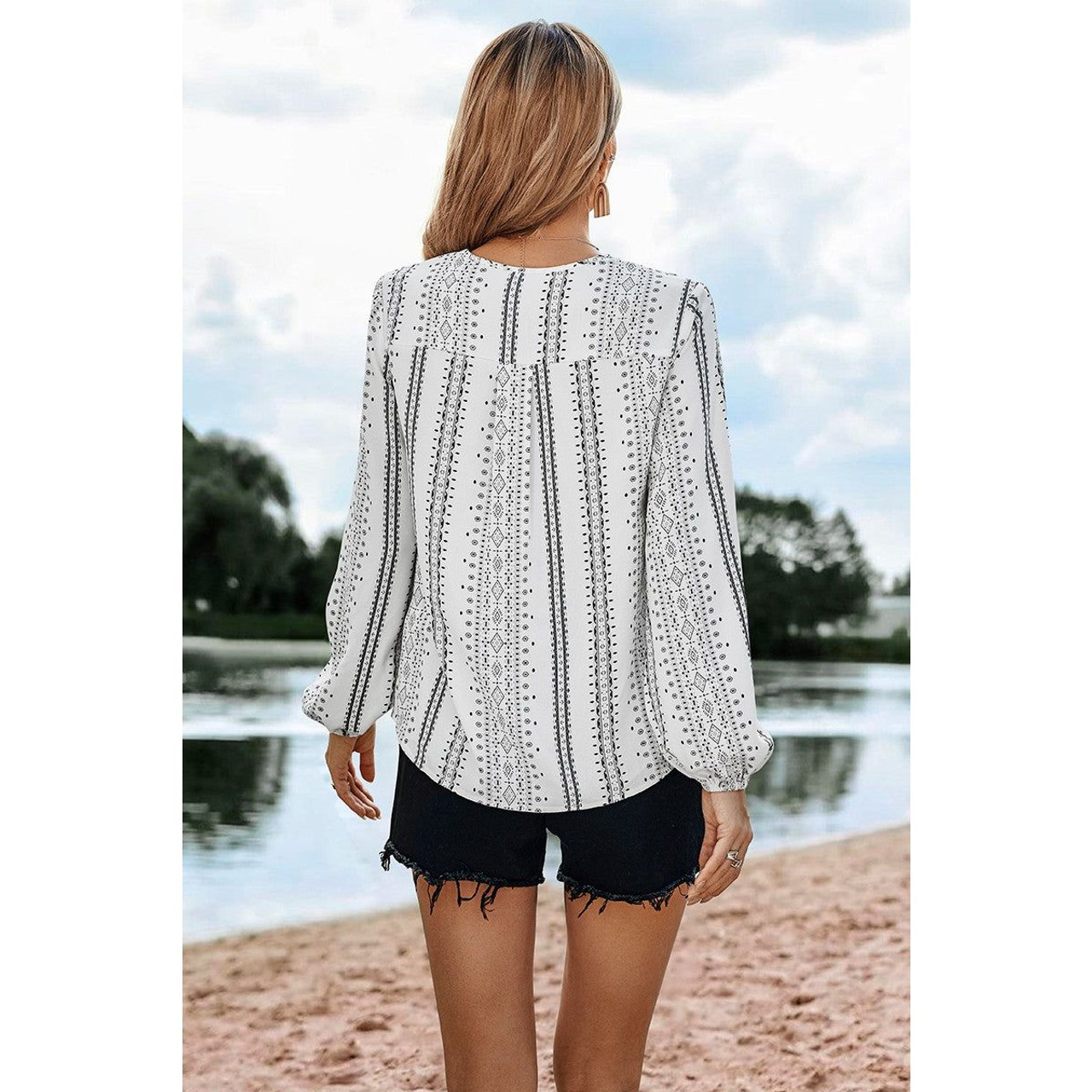 Women's Geo Vertical Stripe Blouse product image