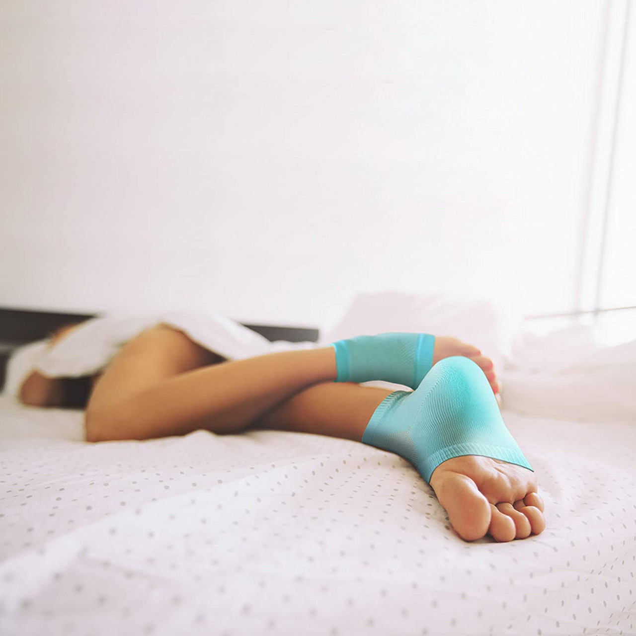 Open-Toe Moisturizing Gel Heel Socks for Dry/Cracked Skin (4-Pair) product image