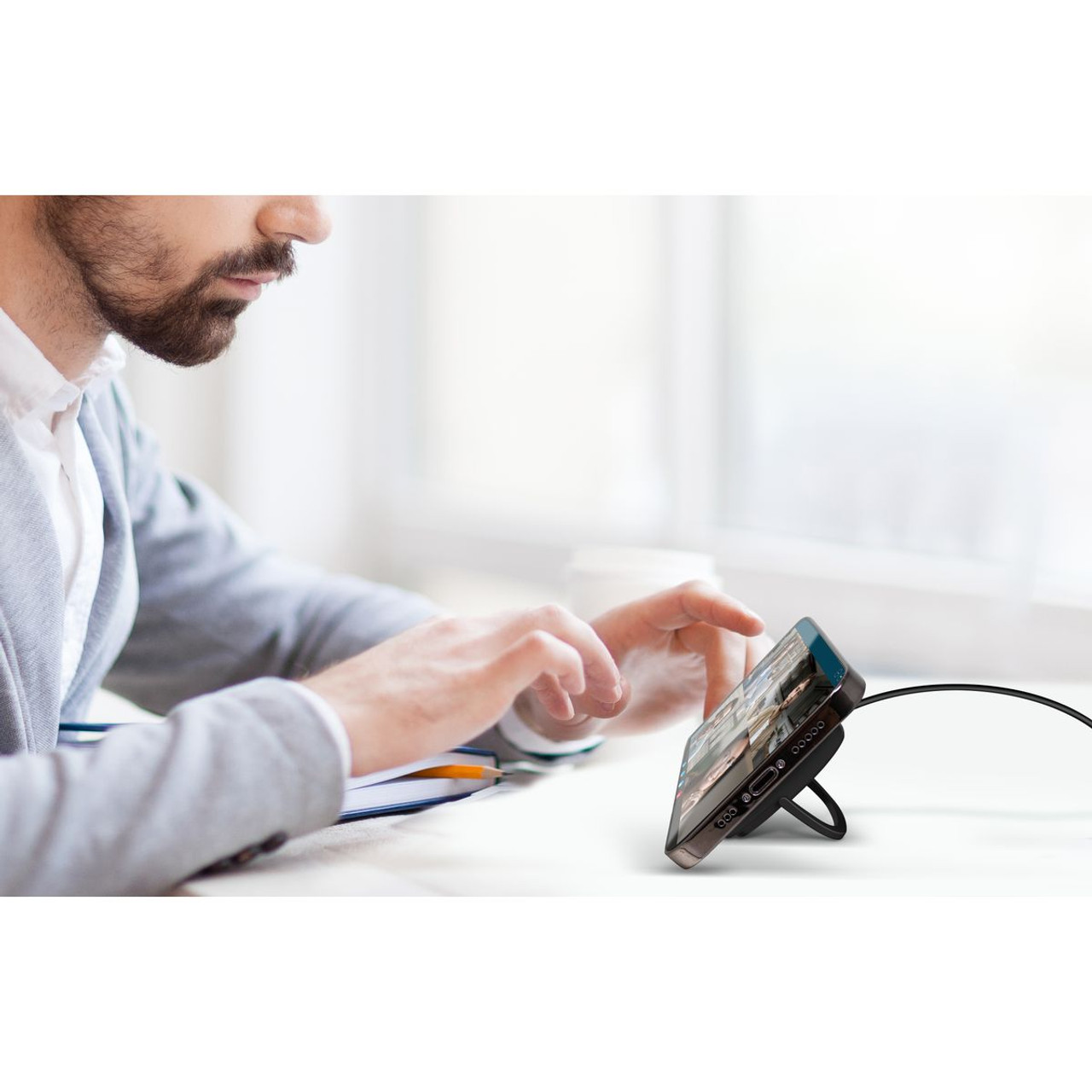 Aduro 2-in-1 Magnetic Wireless Charger with Kickstand product image