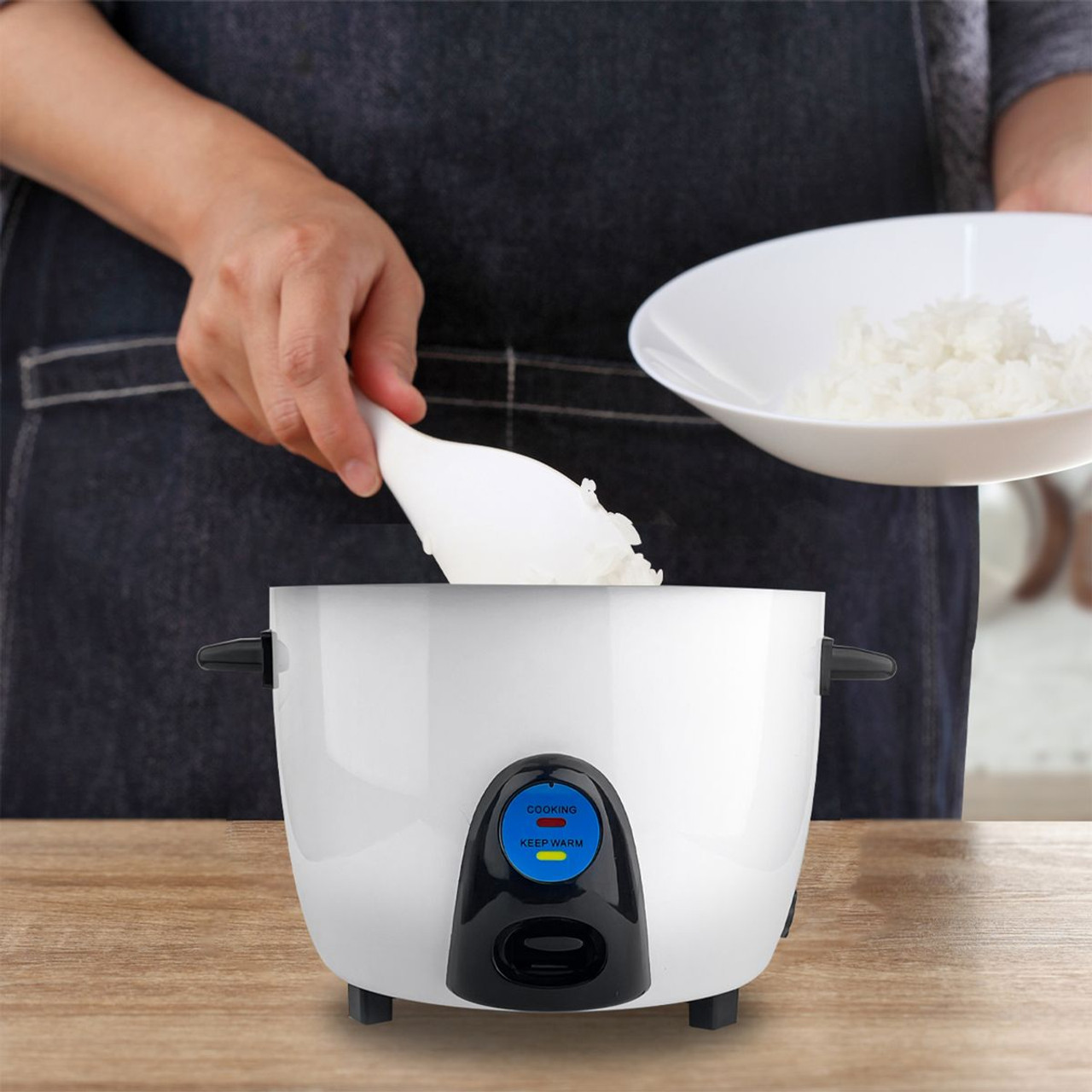 7-Cup Rice Cooker with Measuring Cup product image