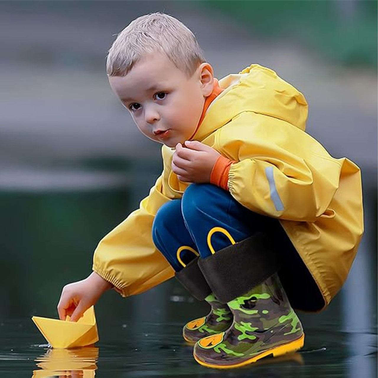 Kids' Unisex Waterproof Rubber Boots product image