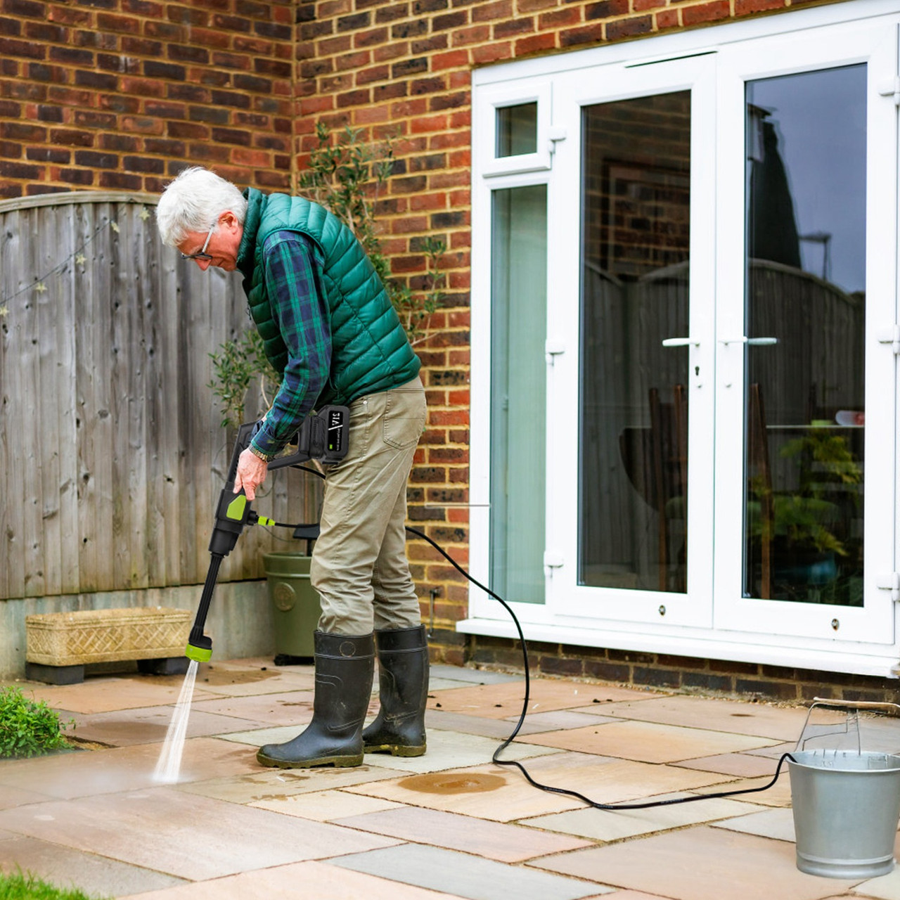Cordless Power Washer with 300W Motor product image