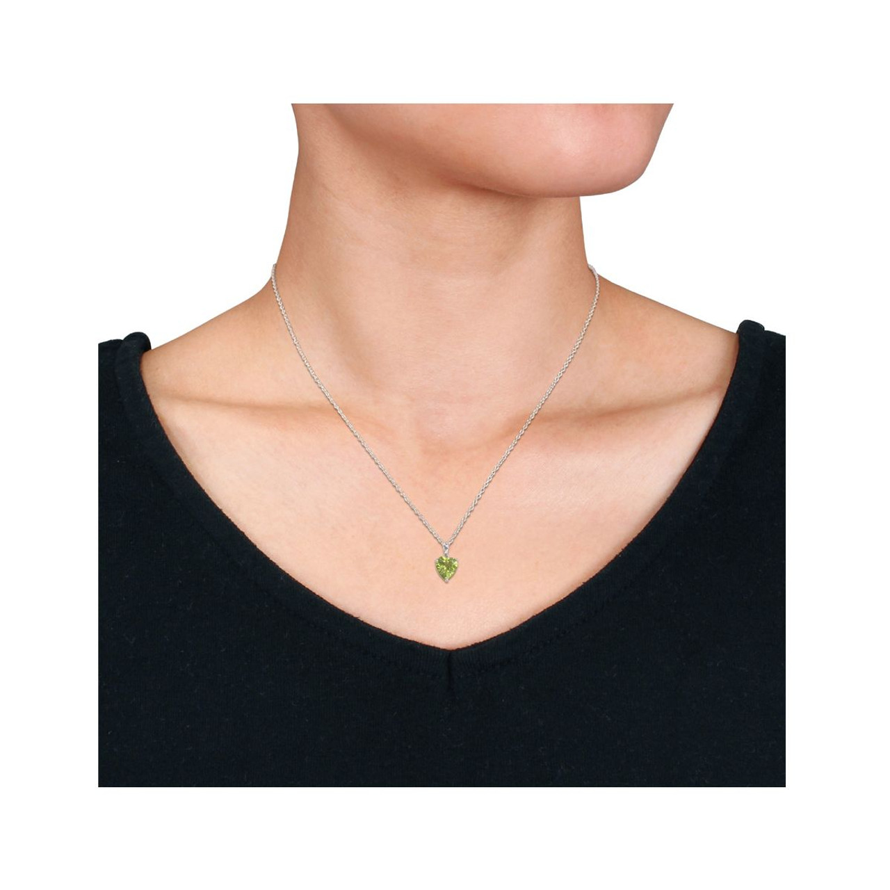 5.00 Carat (ctw) Heart Peridot Solitaire Earrings and Pendant Set product image 5.00 Carat (ctw) Heart Peridot Solitaire Earrings and Pendant Set product image