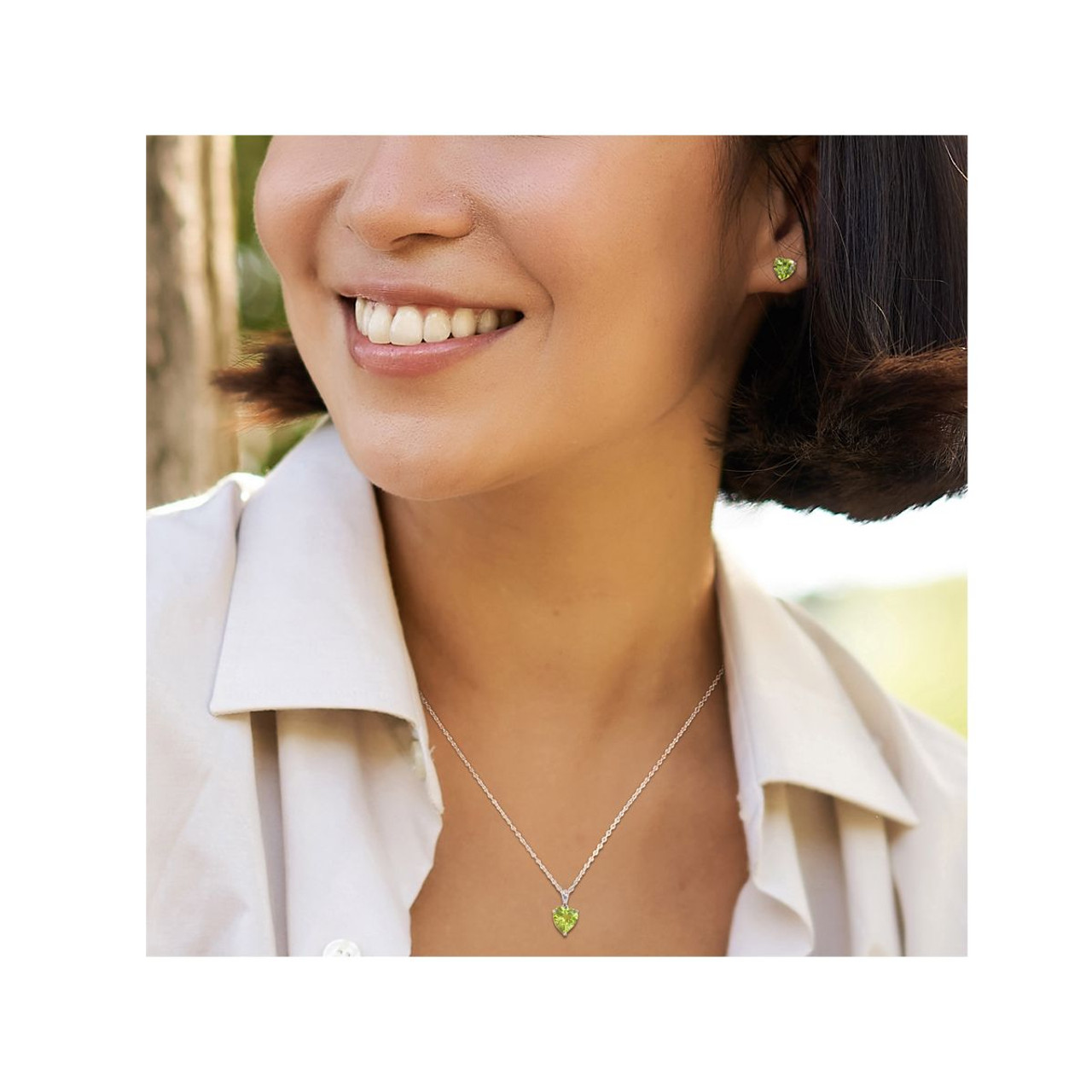 5.00 Carat (ctw) Heart Peridot Solitaire Earrings and Pendant Set product image 5.00 Carat (ctw) Heart Peridot Solitaire Earrings and Pendant Set product image