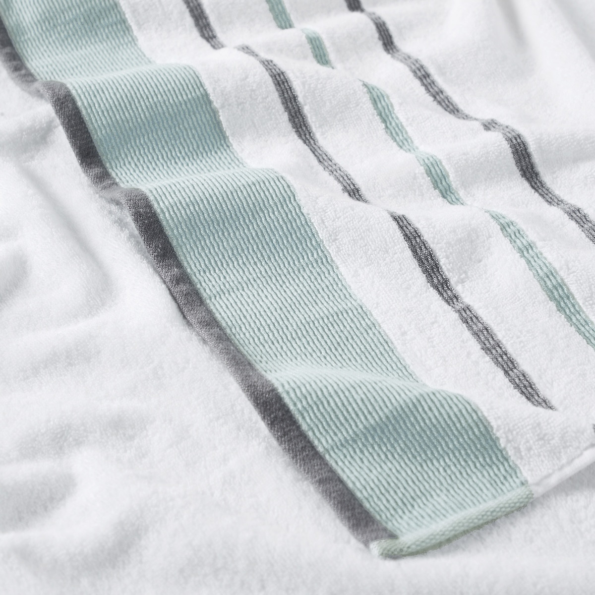 Decorative Bath Towels  product image