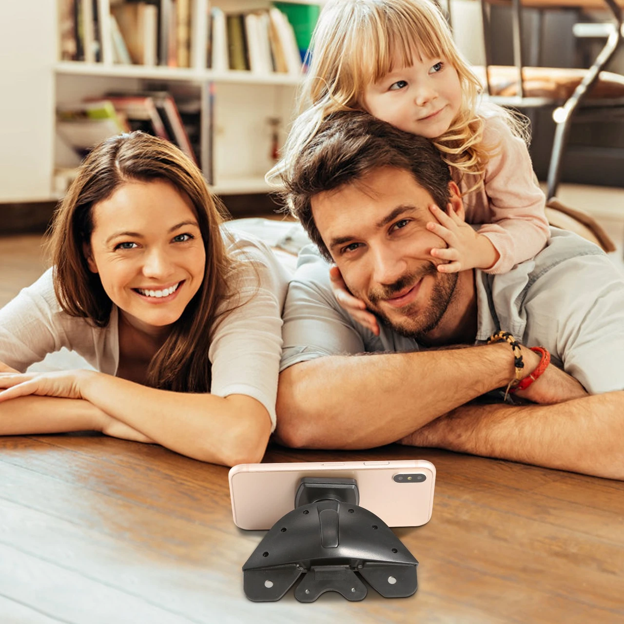 Magnetic Car CD Slot Phone Mount product image