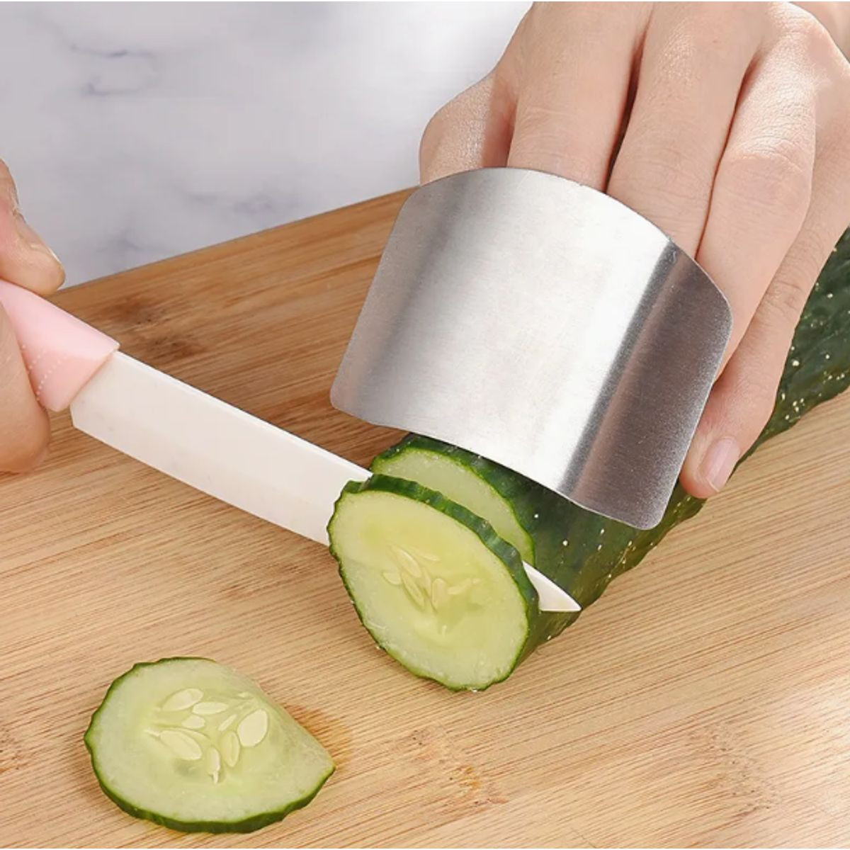Finger Guard Slicing Cutting Protector product image