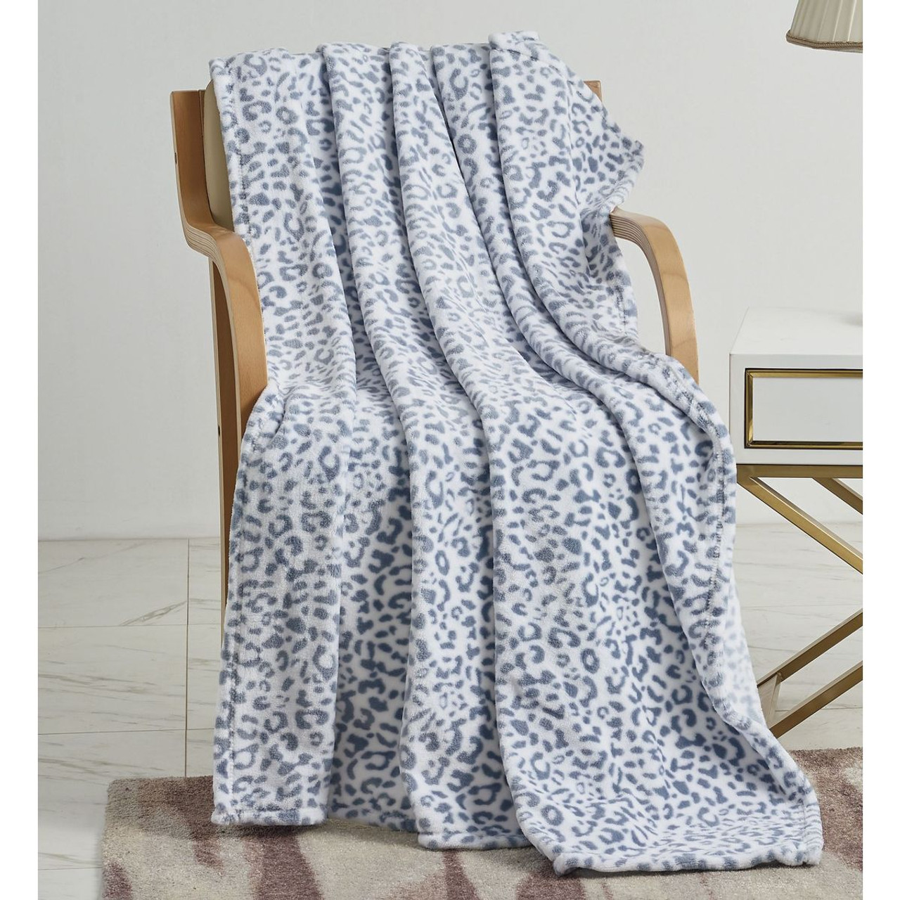 Noble House 50 x 70-Inch Blanket product image
