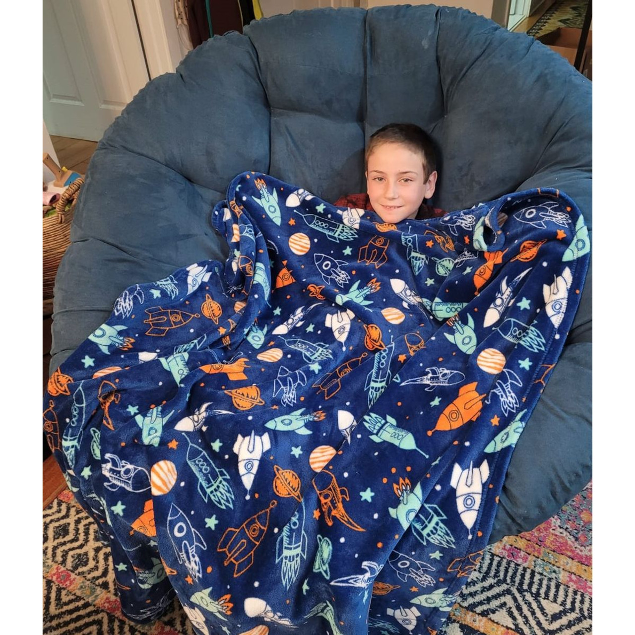 Noble House 50 x 70-Inch Blanket product image