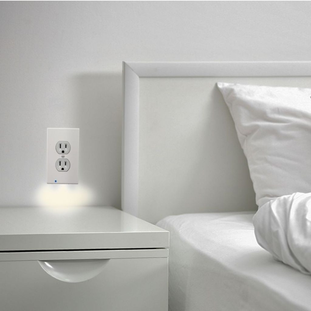 Snap-on Outlet Cover with Built-in LED Night Lights (5-Pack) product image