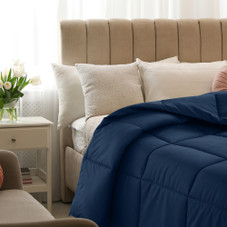 Hypoallergenic Luxury Goose Down-Alternative Comforter product image