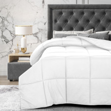 Hypoallergenic Luxury Goose Down-Alternative Comforter product image