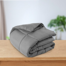 Hypoallergenic Luxury Goose Down-Alternative Comforter product image