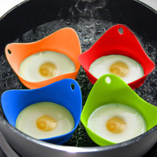 Silicone Egg Poaching Cups Set with Stainless Steel Egg Slicer (7-Pack) product image
