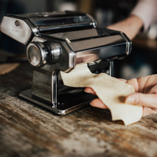 Stainless Steel Pasta Making Machine with 6 Thickness Settings product image