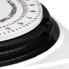 24-Hour Mechanical Timer Plug product image