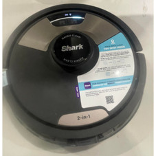 Shark Matrix Plus 2-in-1 Robot Vacuum Mop product image