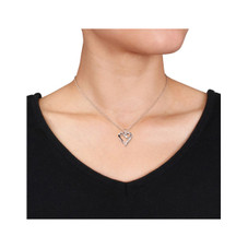 1/20 Carat (ctw I2-I3) Diamond Heart Necklace in Sterling Silver product image