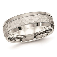 Men's Hammered Stainless Steel Wedding Band (7.5mm) product image