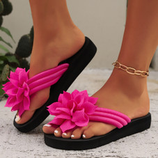 Women's Flower Flip-Flop Sandals product image