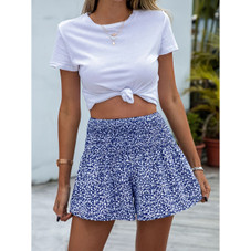 Women's Floral Print Shirred Wide Leg Shorts product image