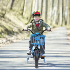 Kids' Bike with Training Wheels and Basket (12" or 16") product image