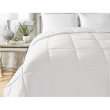 Cheer Collection All-Season Down Alternative Hypoallergenic Comforter product image