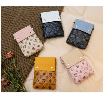 Lior Geometric Pattern Messenger Bag product image Lior Geometric Pattern Messenger Bag product image