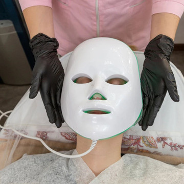Light Therapy Pro LED Face Mask product image