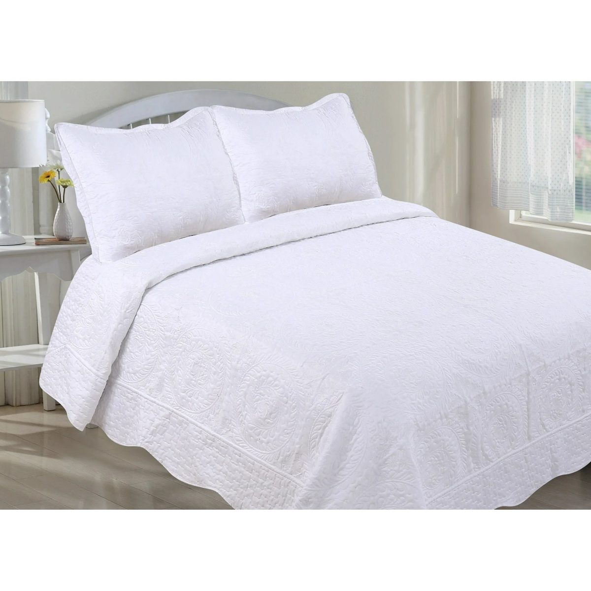 Embroidered Oversized Scalloped Edge Quilt Set - EMBROIDERY QUILT SET: TWIN- WHITE