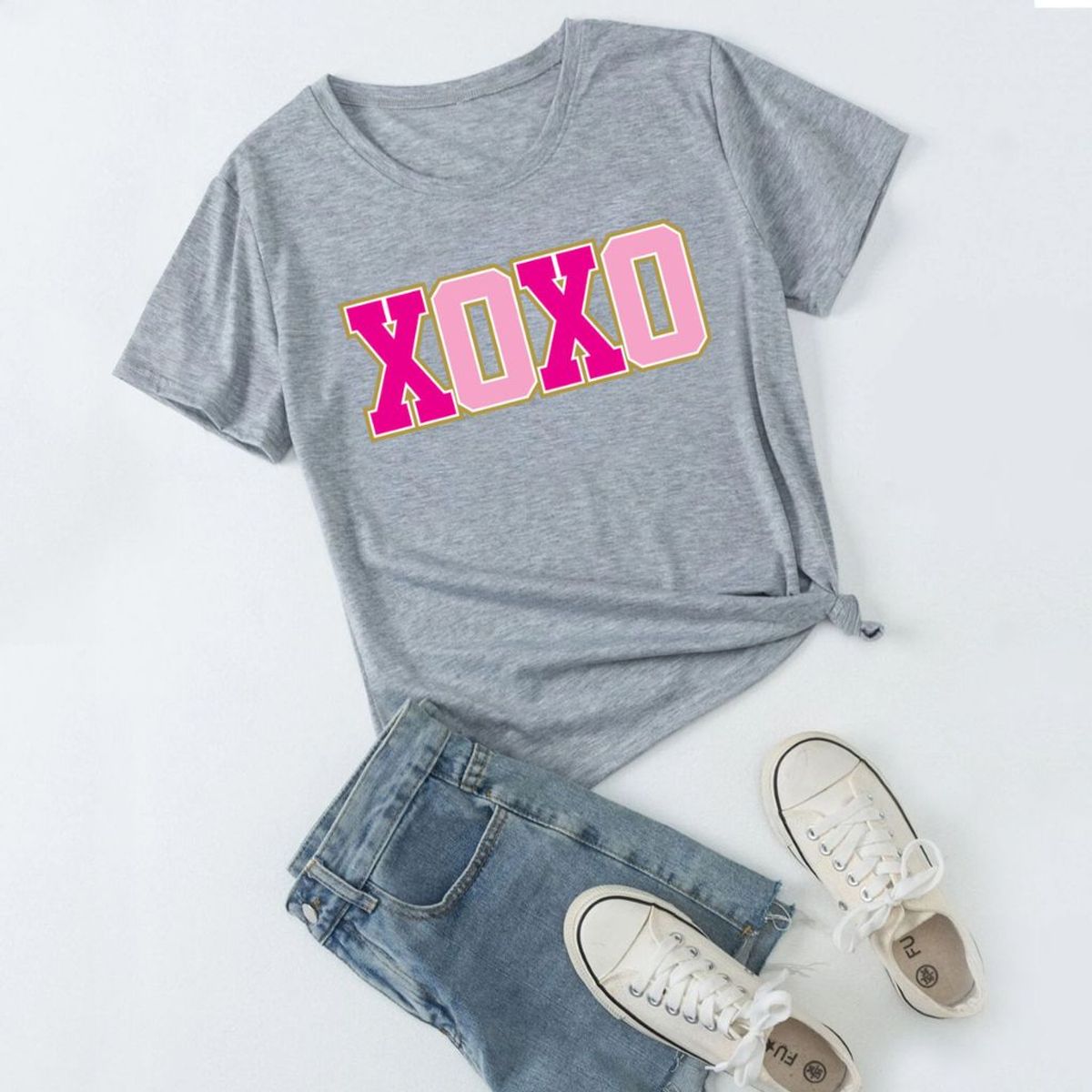 Women's Valentine's Day T-Shirt - Medium - Heather Grey - XOXO