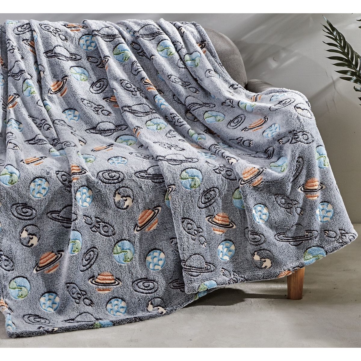 Glow-in-the-Dark 50 x 60-Inch Throw Blanket - Outer Space
